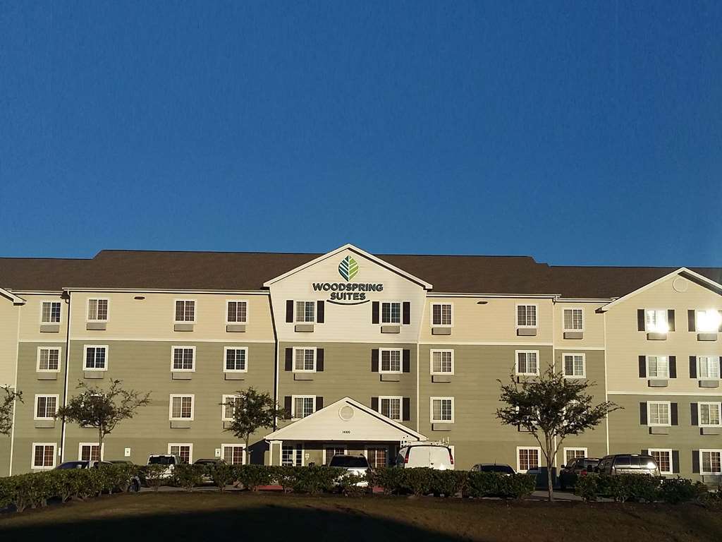 Woodspring Suites Houston I-45 Airtex Westfield Экстерьер фото
