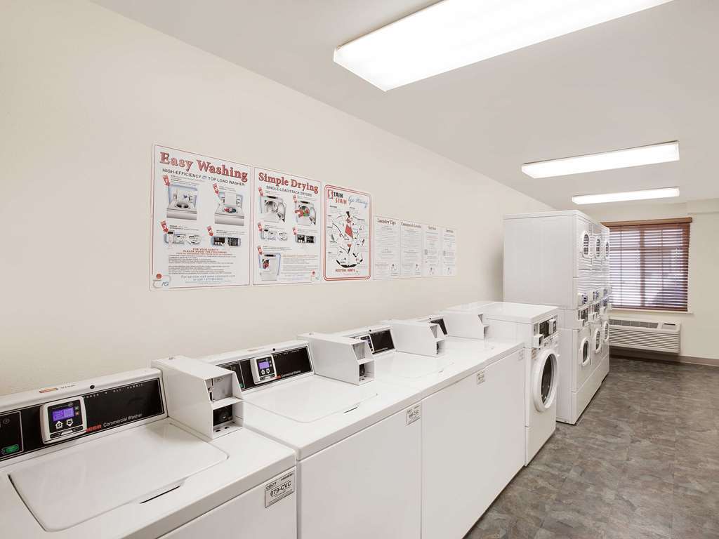 Woodspring Suites Houston I-45 Airtex Westfield Удобства фото